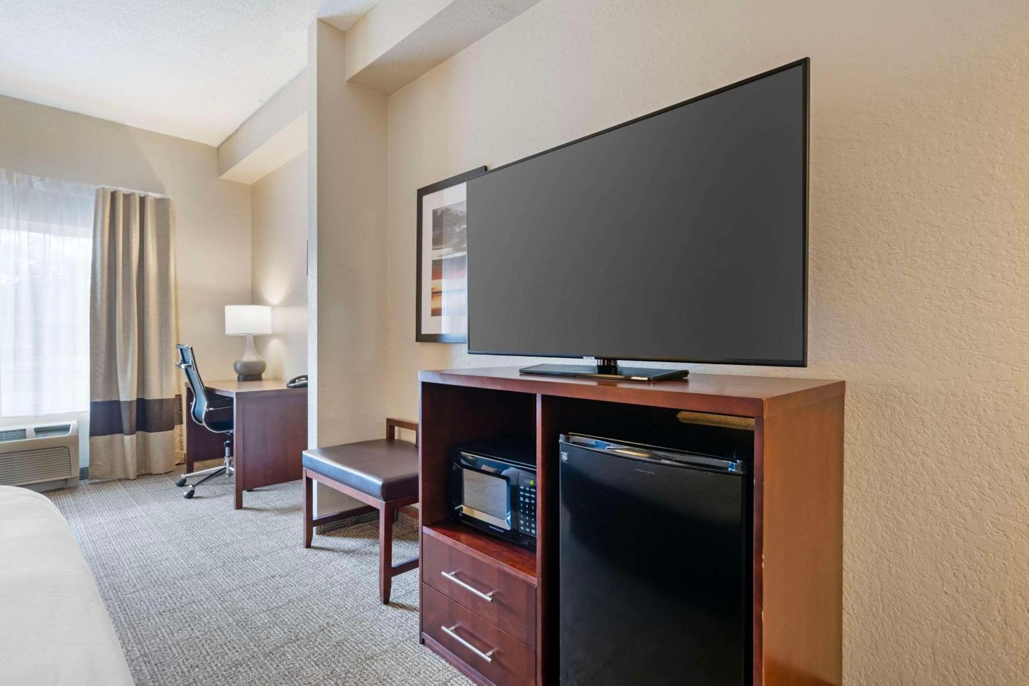 Comfort Suites Downtown Орландо Экстерьер фото