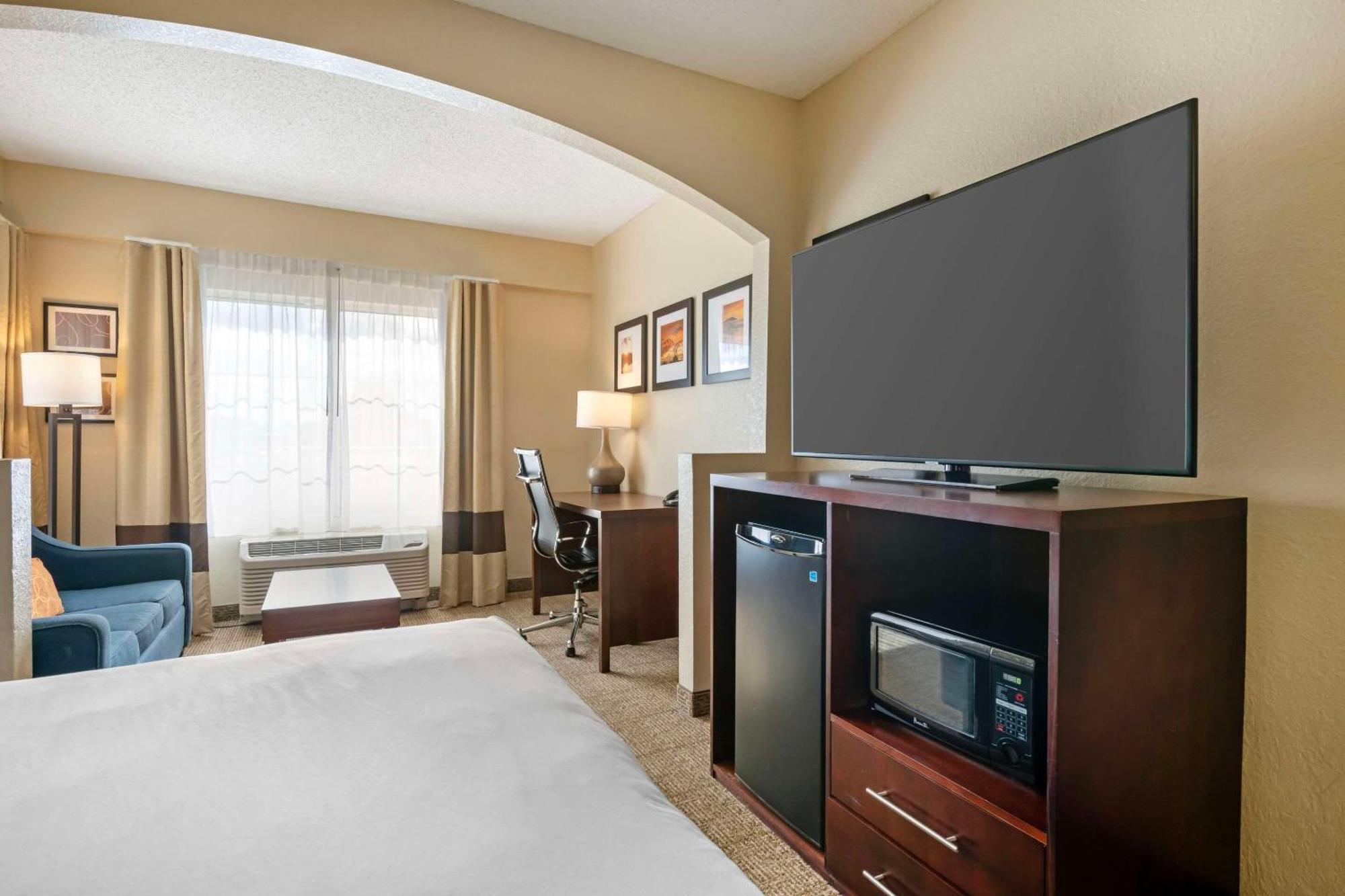 Comfort Suites Downtown Орландо Экстерьер фото