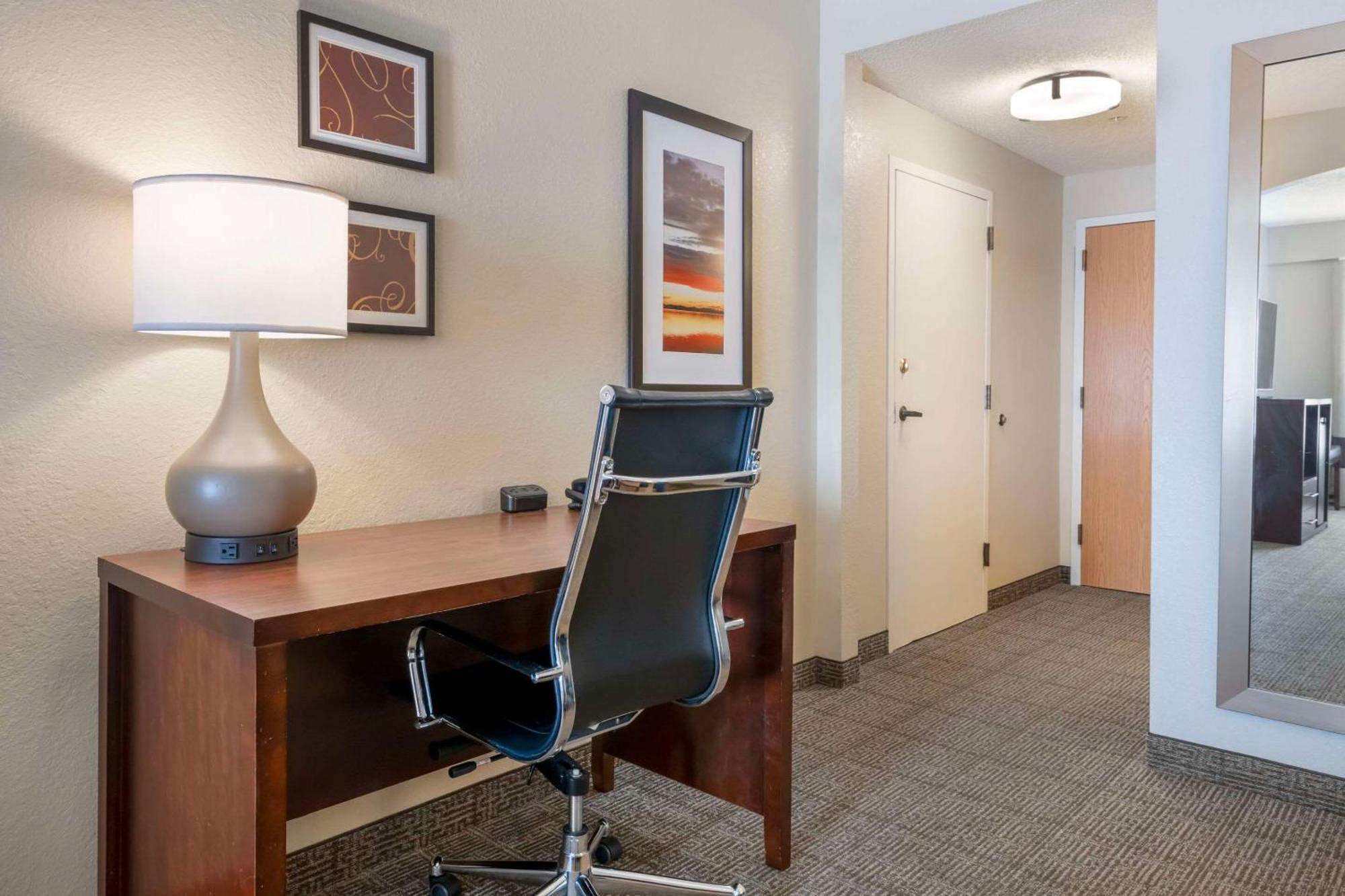 Comfort Suites Downtown Орландо Экстерьер фото