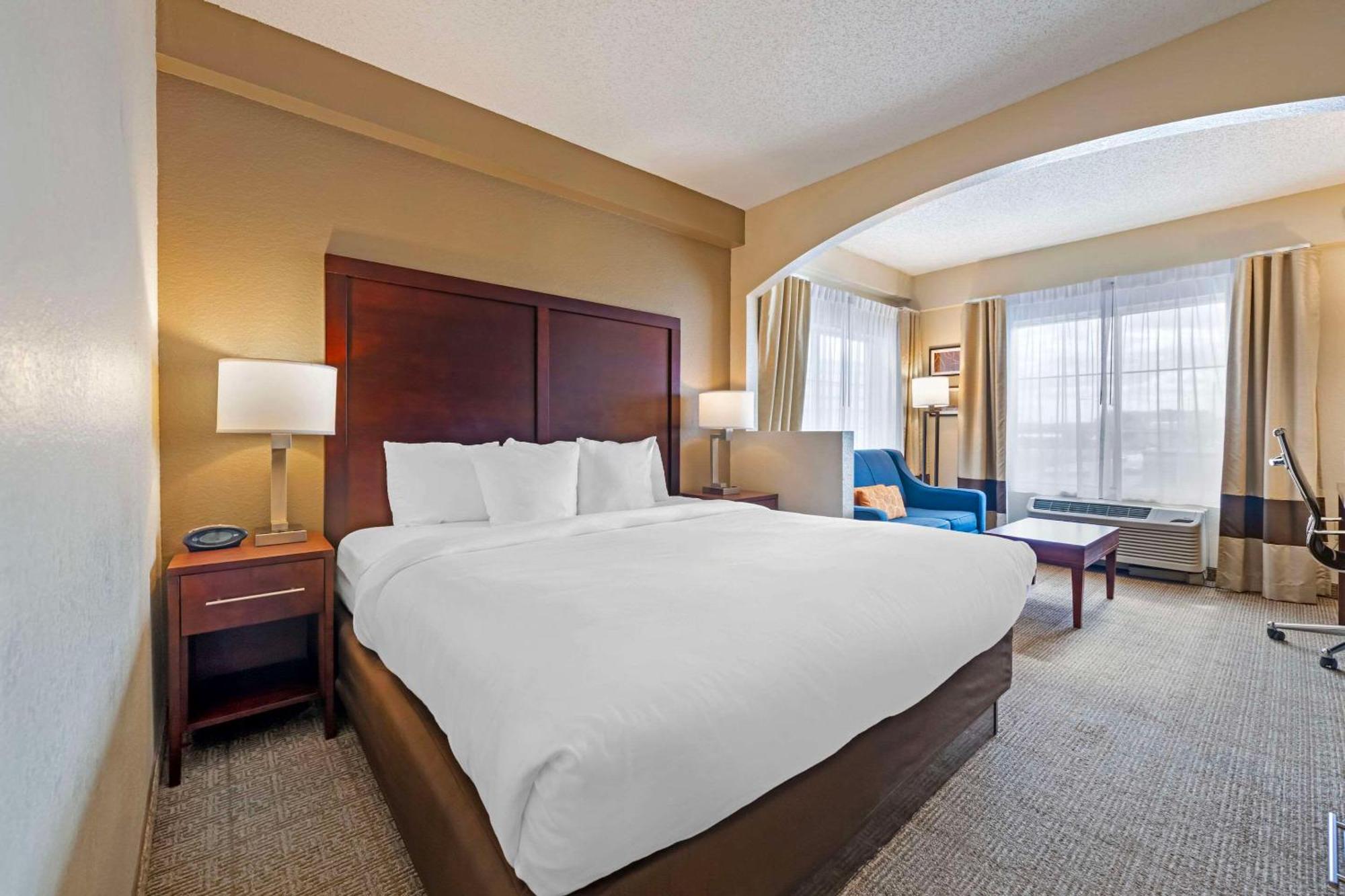 Comfort Suites Downtown Орландо Экстерьер фото