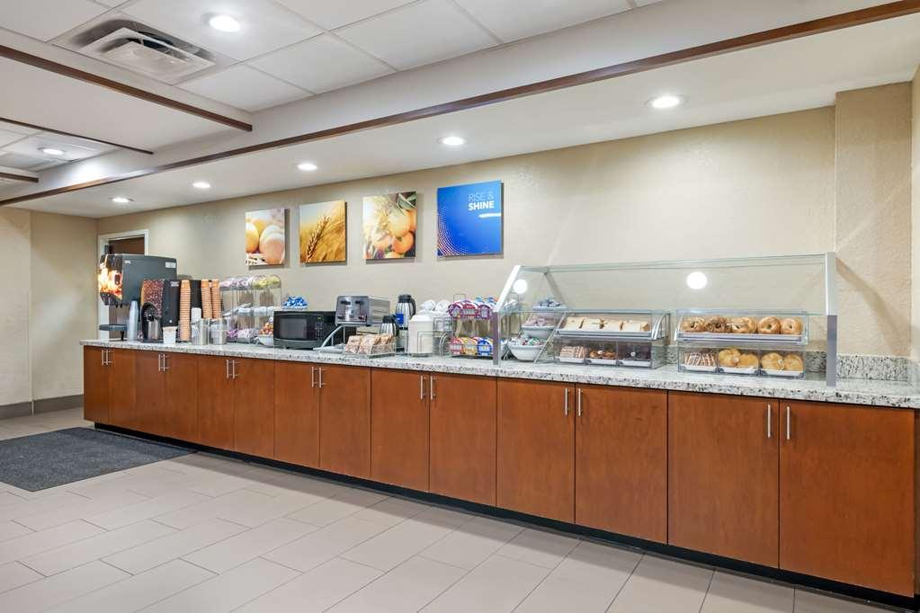 Comfort Suites Downtown Орландо Ресторан фото